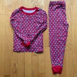 EUC Vineyard Vines Christmas pajamas size 6